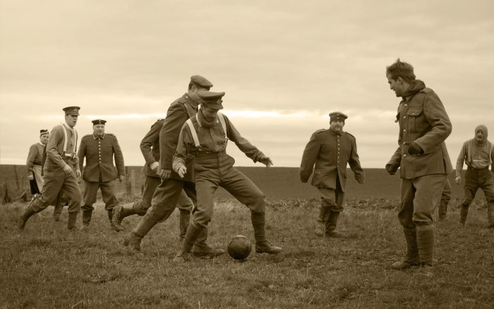 1914 tregua truce monumento wwi ejercicio sentimentalismo triunfo paix recuerda beeld